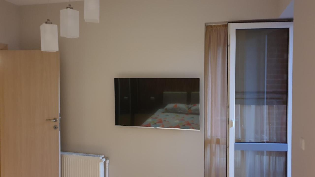 Criss Apartament Sinaia Ngoại thất bức ảnh