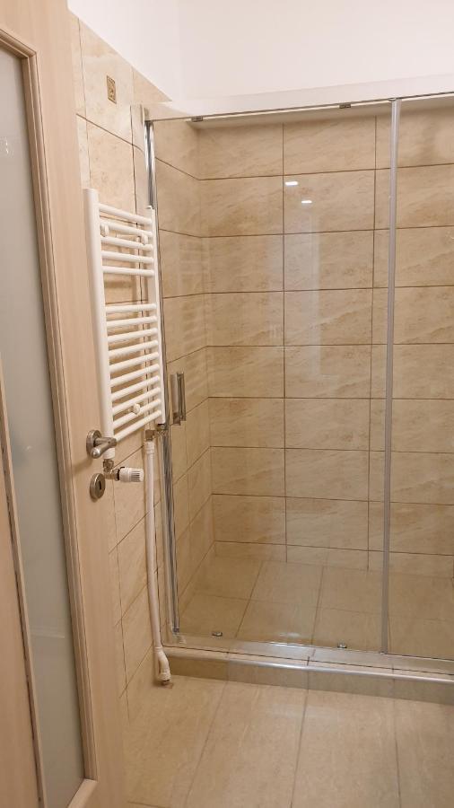 Criss Apartament Sinaia Ngoại thất bức ảnh