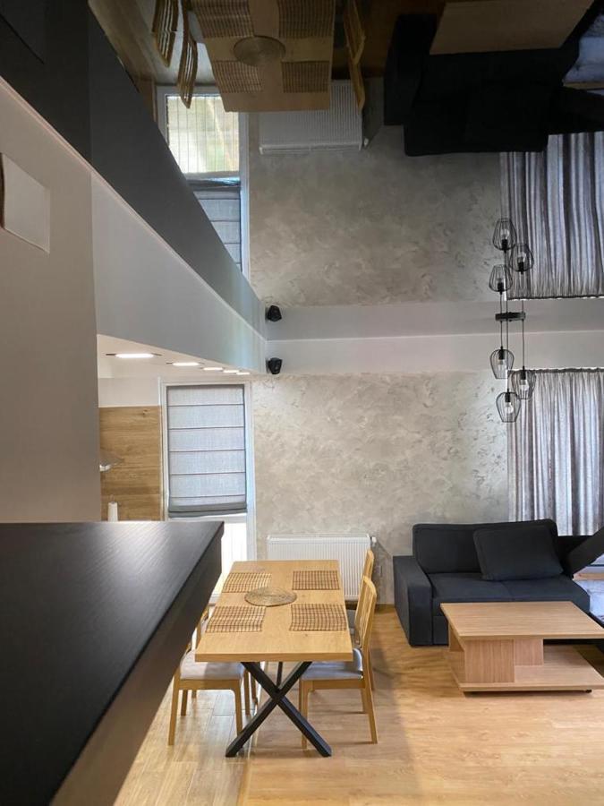 Criss Apartament Sinaia Ngoại thất bức ảnh
