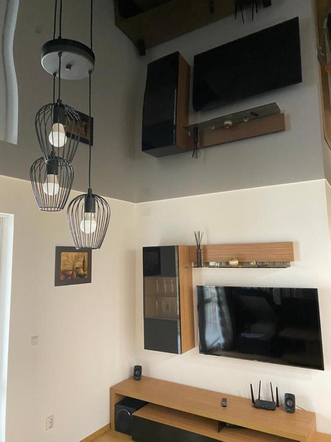 Criss Apartament Sinaia Ngoại thất bức ảnh