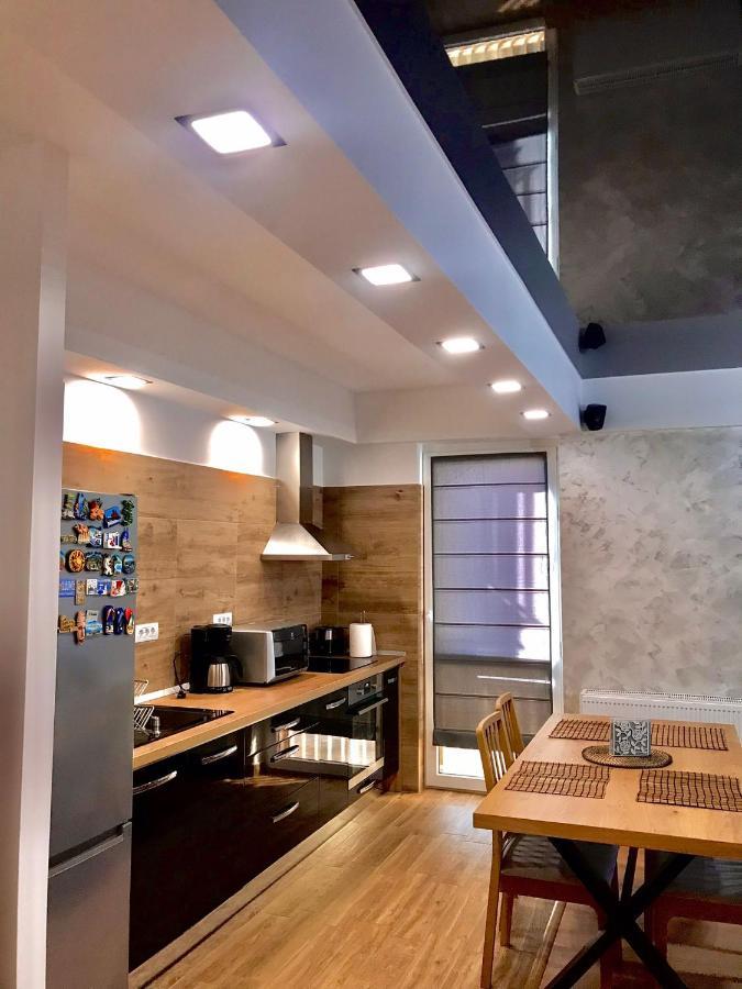 Criss Apartament Sinaia Ngoại thất bức ảnh