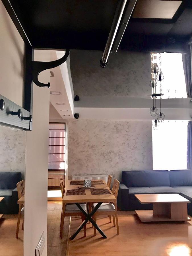 Criss Apartament Sinaia Ngoại thất bức ảnh