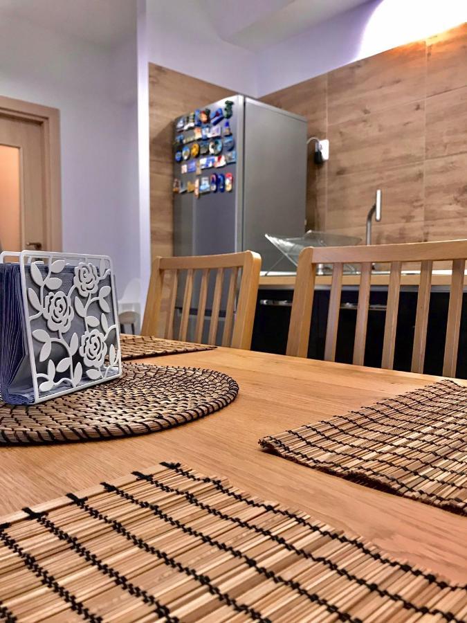 Criss Apartament Sinaia Ngoại thất bức ảnh