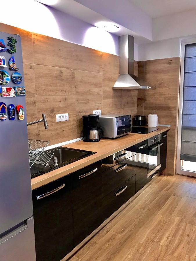 Criss Apartament Sinaia Ngoại thất bức ảnh
