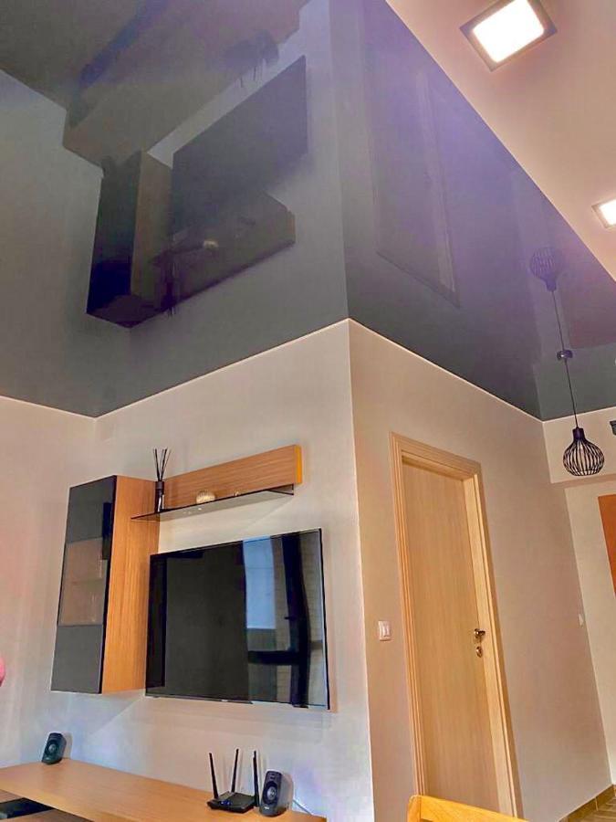 Criss Apartament Sinaia Ngoại thất bức ảnh