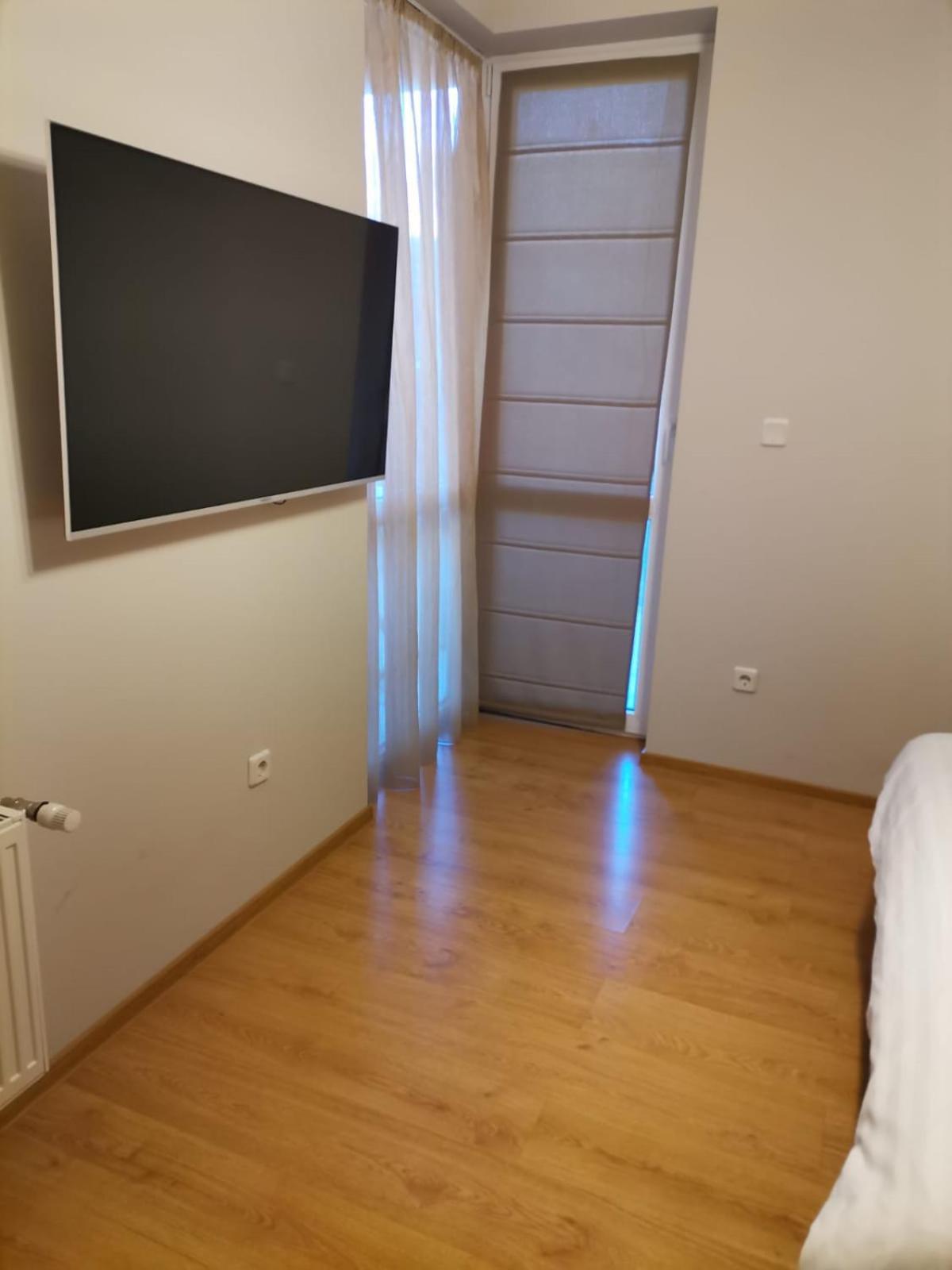 Criss Apartament Sinaia Ngoại thất bức ảnh